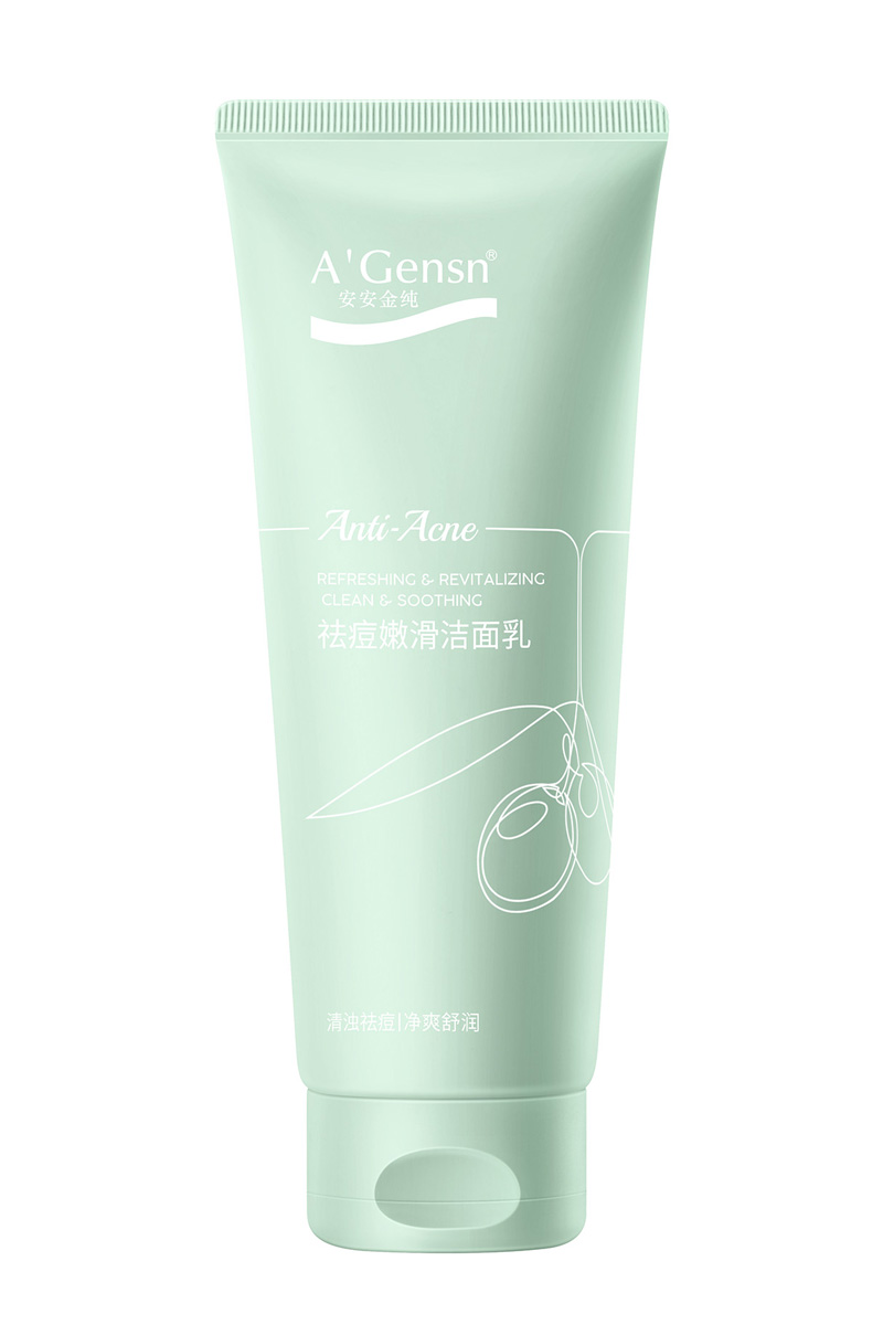 Acne removing and smooth cleansing milk
